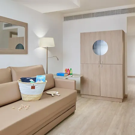 Melia Cala Galdana מלון 5*